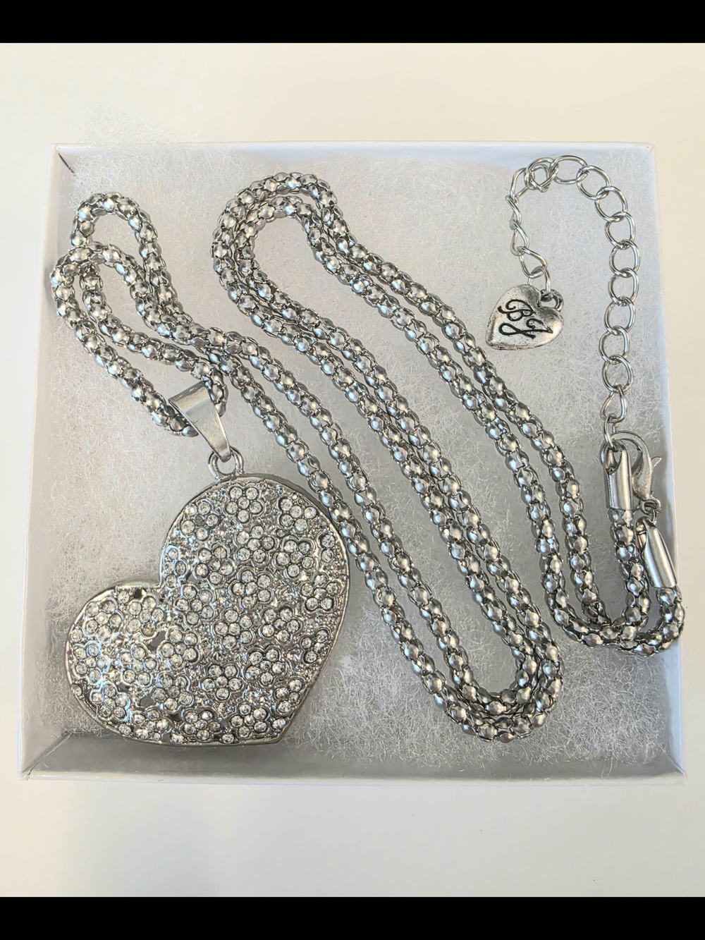 Betsey Johnson Crystal Heart Statement Pendant Chain Necklace Silver Sz 28"